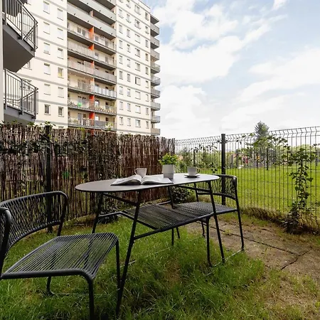Elegant Szpakowa 10 With 2 Parking Spaces & Terrace By Renters شقة *
