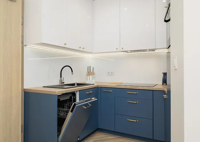 Elegant Szpakowa 10 With 2 Parking Spaces & Terrace By Renters Lägenhet Kraków