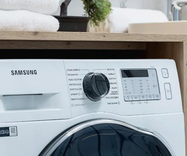 Elegant Szpakowa 10 With 2 Parking Spaces & Terrace By Renters Kraków